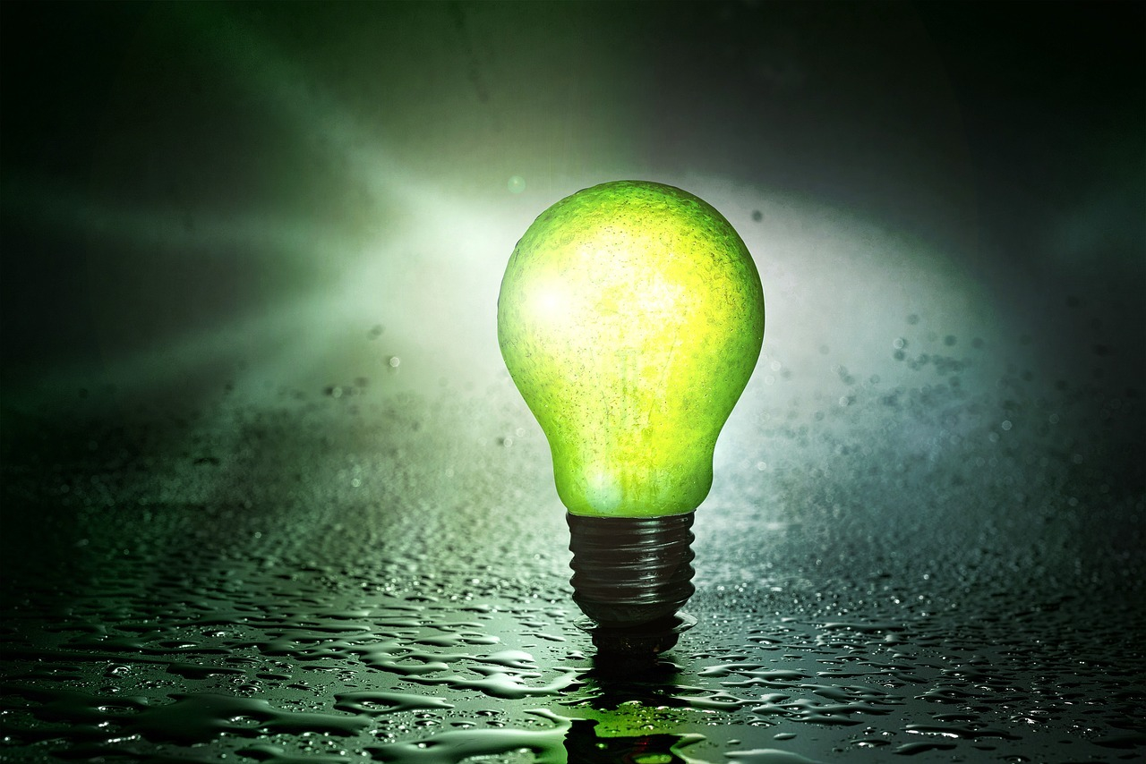 Light bulb green